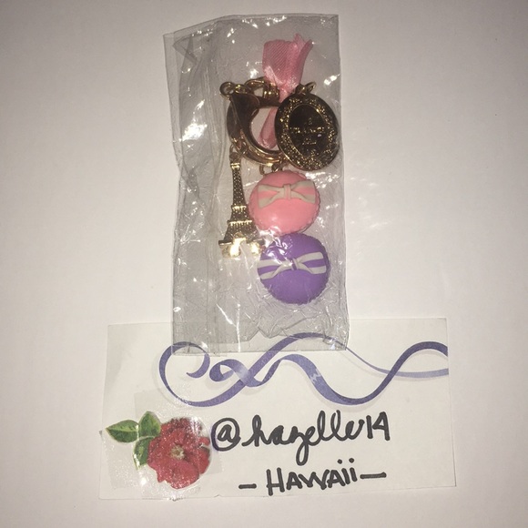 Twilly & Macaroon Keychain - Picture 3 of 5